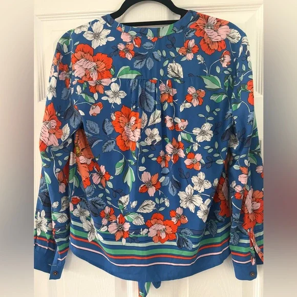 Maeve Elan Scarf Printed Blouse from Anthropologie - Picture 4 of 6